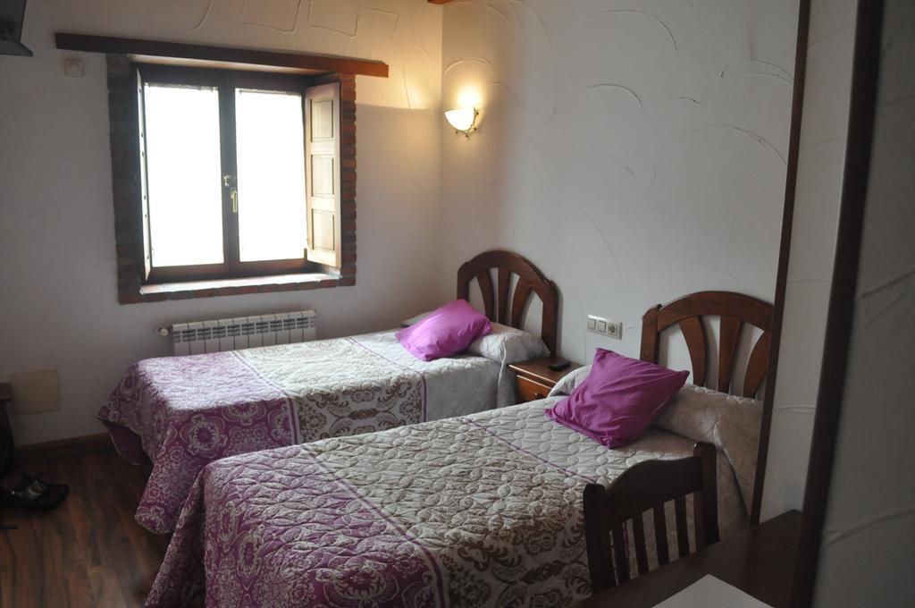 Hotel Restaurante La Parra La Franca Εξωτερικό φωτογραφία